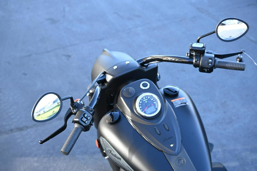 2019 Indian Motorcycle® Chief Dark Horse® Thunder Black Smoke