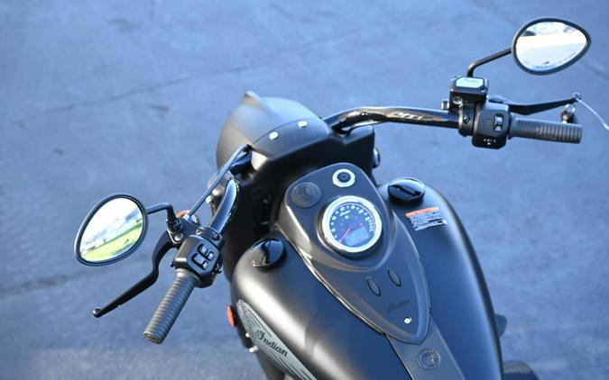 2019 Indian Motorcycle® Chief Dark Horse® Thunder Black Smoke