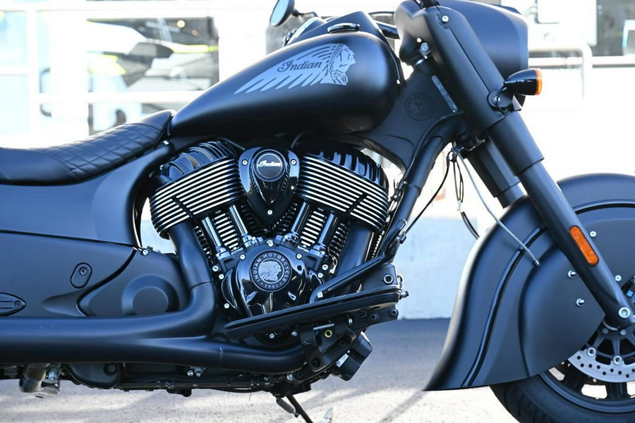 2019 Indian Motorcycle® Chief Dark Horse® Thunder Black Smoke