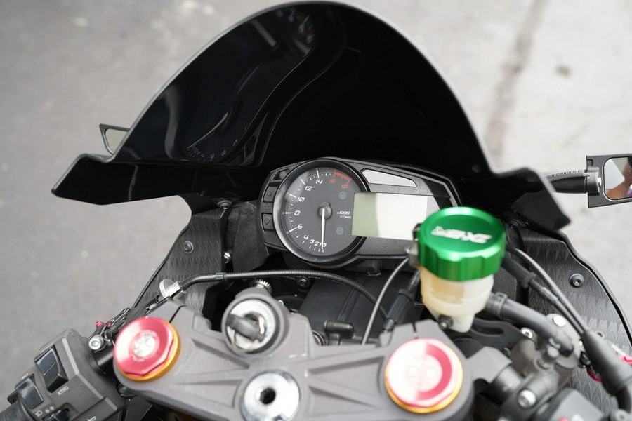 2013 Kawasaki Ninja ZX -6R