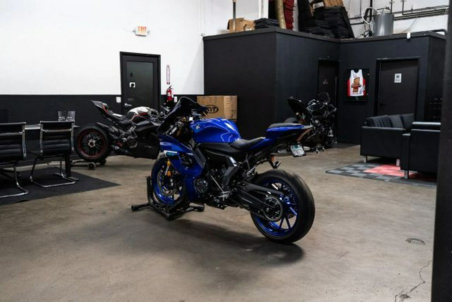 2025 YZF-R7 - Yamaha