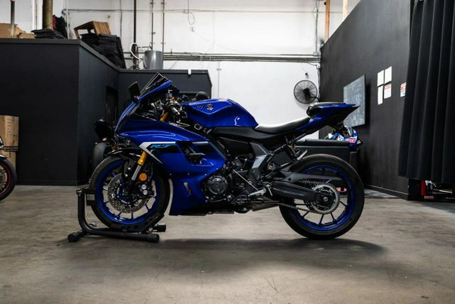 2025 YZF-R7 - Yamaha