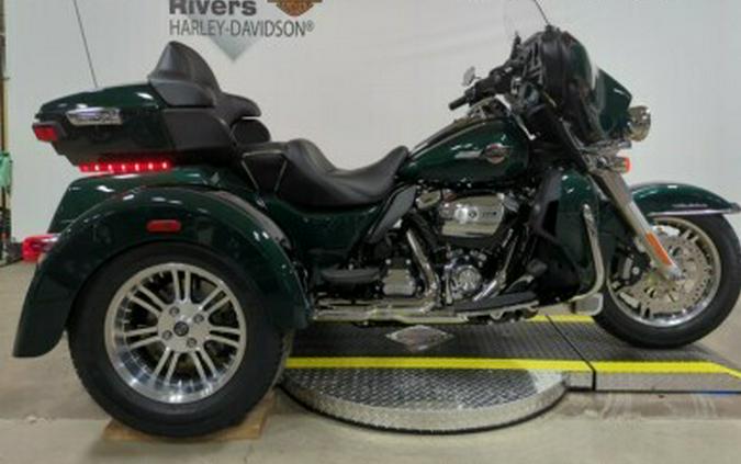 2024 Harley-Davidson Tri Glide Ultra Alpine Green / Vivid Black