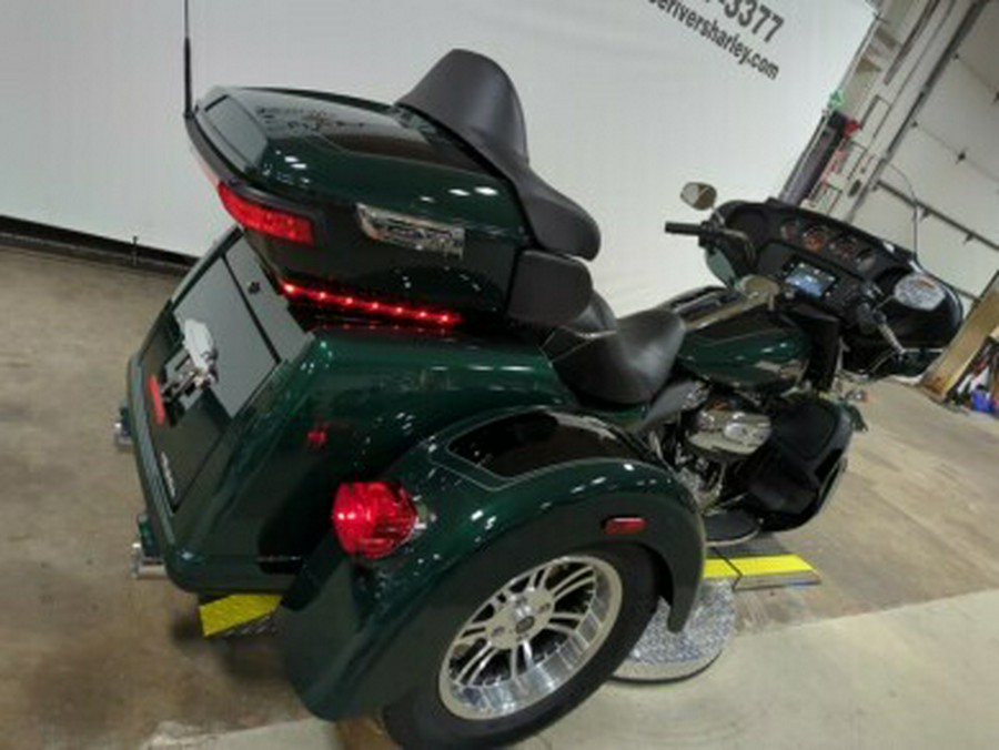 2024 Harley-Davidson Tri Glide Ultra Alpine Green / Vivid Black