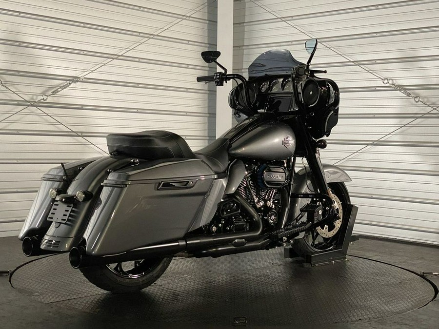 2021 Harley-Davidson® FLHXS - Street Glide® Special