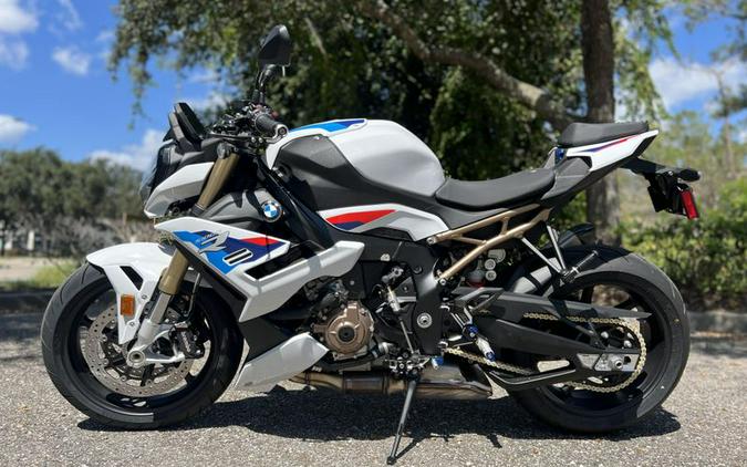 2024 BMW S 1000 R