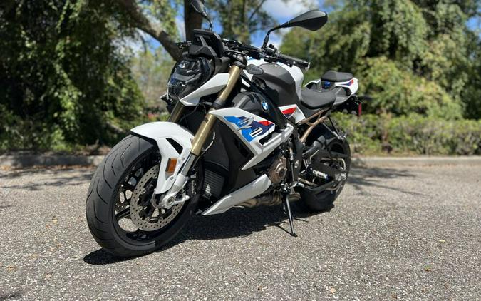 2024 BMW S 1000 R