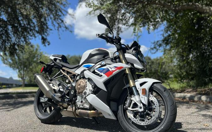 2024 BMW S 1000 R