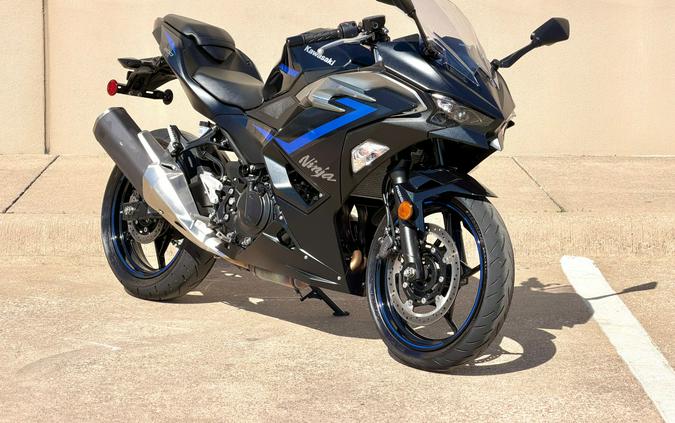 2025 Kawasaki Ninja 500 ABS