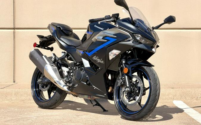 2025 Kawasaki Ninja 500 ABS