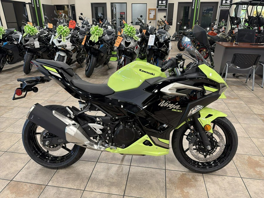 2026 Kawasaki NINJA 500 ABS