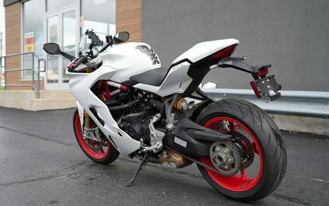 2018 Ducati SuperSport S White Silk