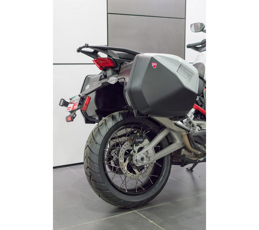 2023 Ducati Multistrada V4S Iceberg White - Spoked Wheels