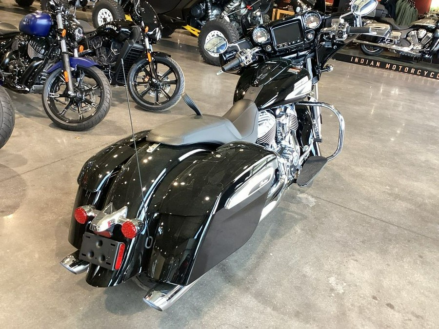 2024 Indian Motorcycle® Chieftain® Limited Black Metallic