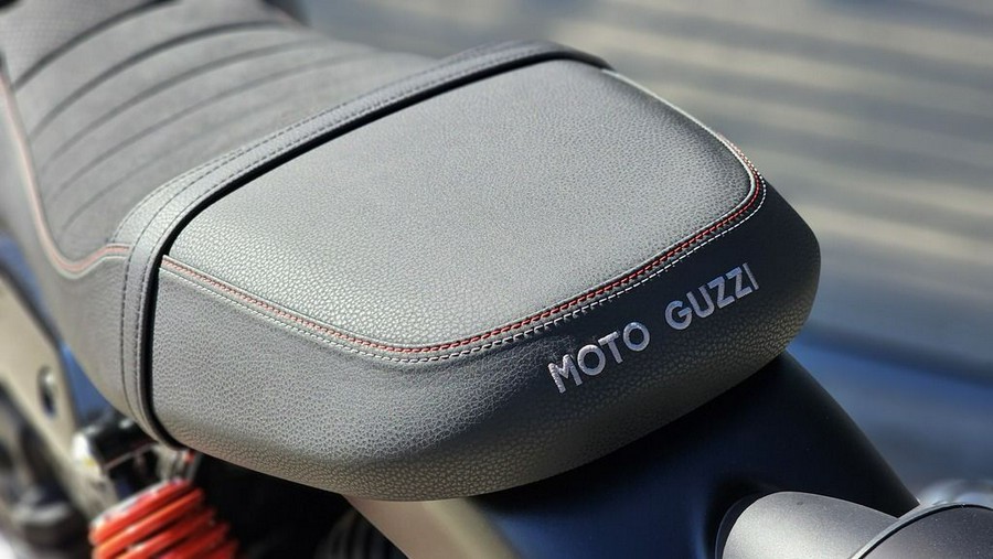 2024 Moto Guzzi V7 Stone Ten