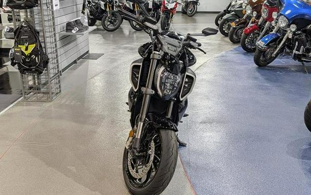 2025 Ducati Diavel V4 Thrilling Black