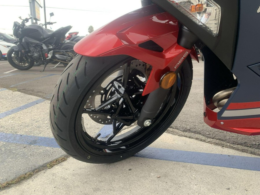 2026 Kawasaki NINJA 500 ABS