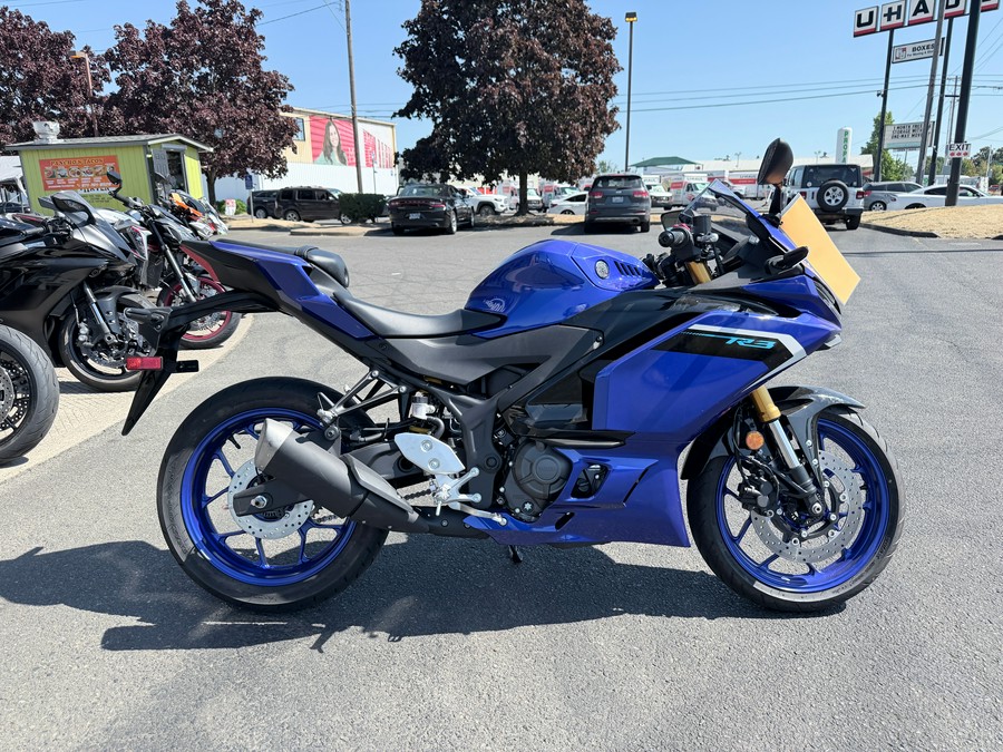 2025 Yamaha YZF-R3
