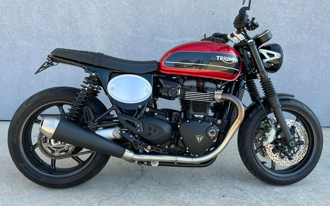 2019 Triumph Speed Twin Korosi Red and Storm Grey