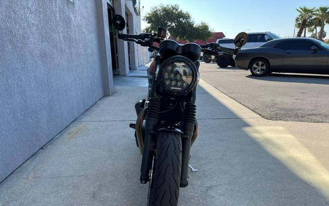 2019 Triumph Speed Twin Korosi Red and Storm Grey