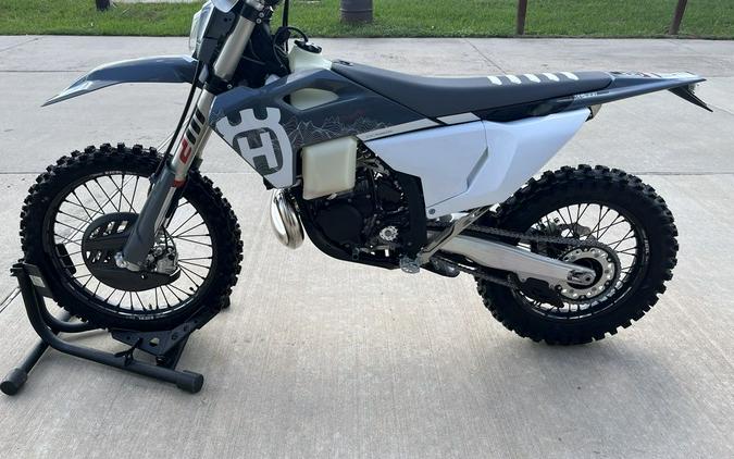 2024 Husqvarna® TE 300 Pro