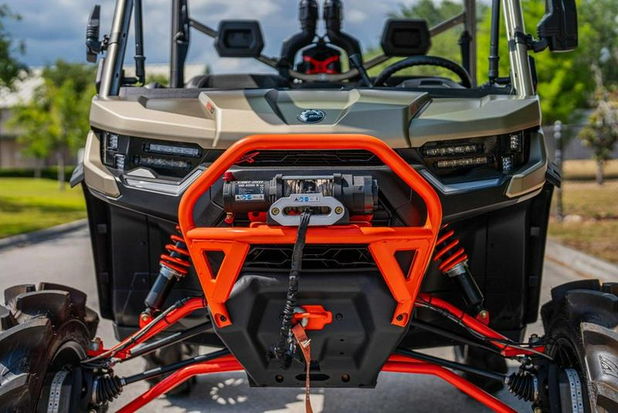 2023 Can-Am® Defender X mr HD10