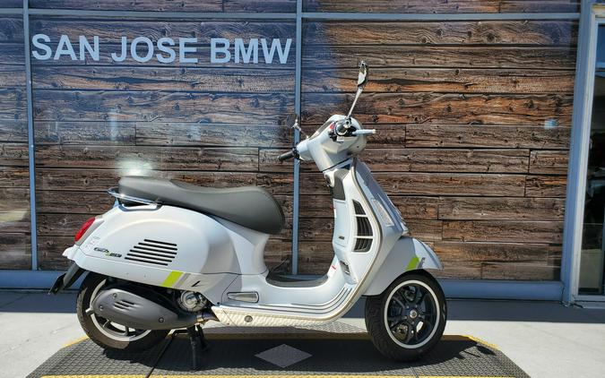 2023 Vespa GTS 300 Super