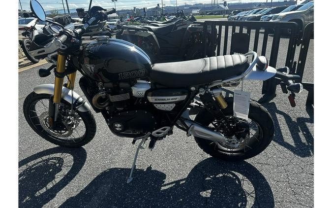 2025 Triumph SCRAMBLER 1200 XE