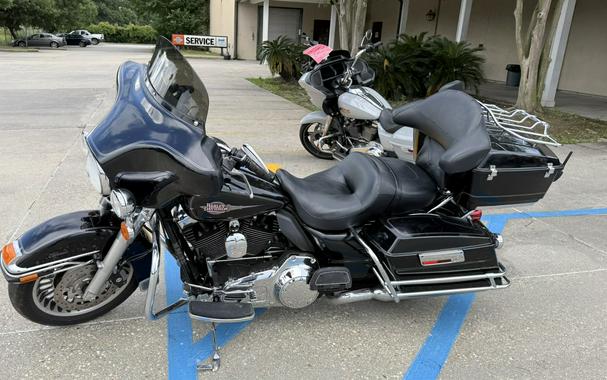 2010 Harley-Davidson® Electra Glide® Classic