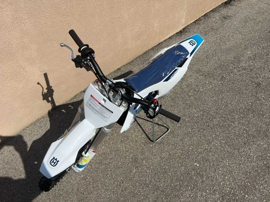 2024 HUSQVARNA EE 5