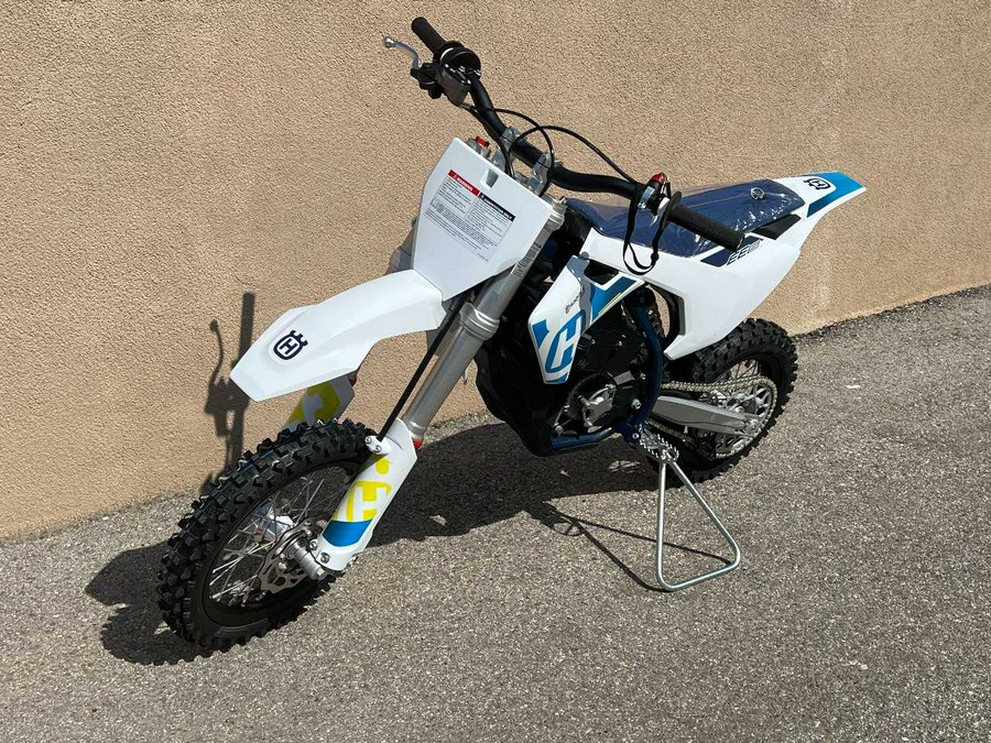 2024 HUSQVARNA EE 5