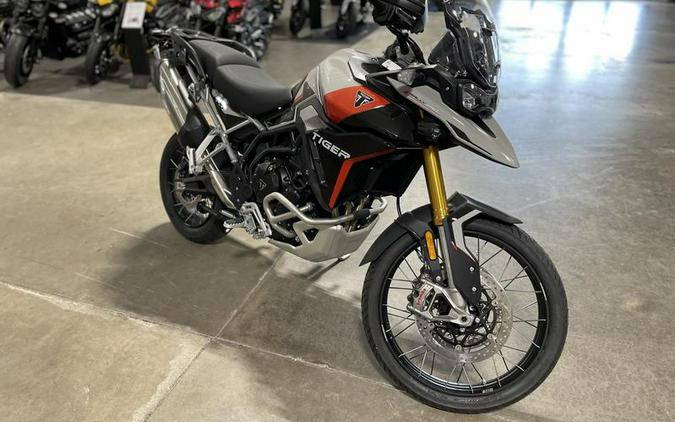 2024 Triumph Tiger 900 Rally Pro Ash Grey / Intense Orange