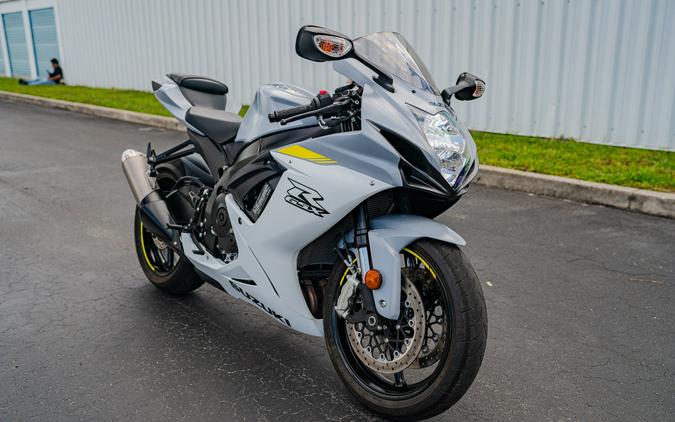 2022 Suzuki GSX-R600