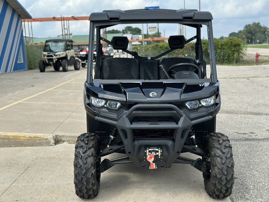 2024 Can-Am Defender XT HD10
