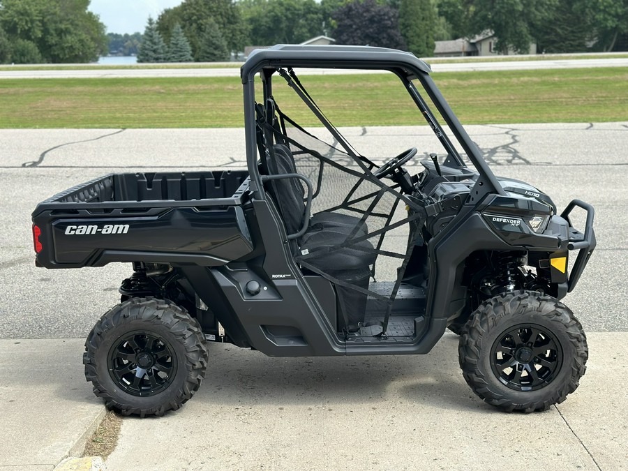 2024 Can-Am Defender XT HD10