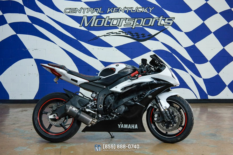 2012 YZF-R6 - Yamaha