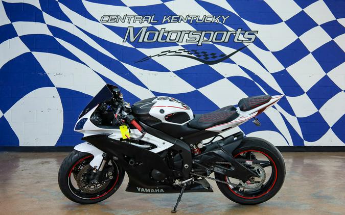 2012 YZF-R6 - Yamaha