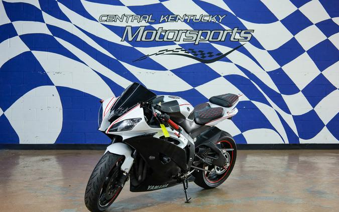2012 YZF-R6 - Yamaha