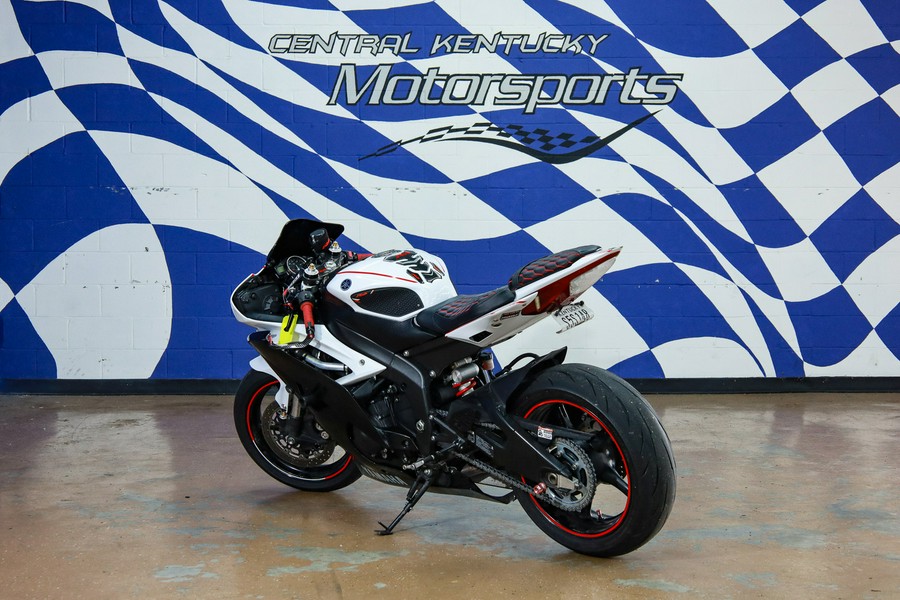 2012 YZF-R6 - Yamaha