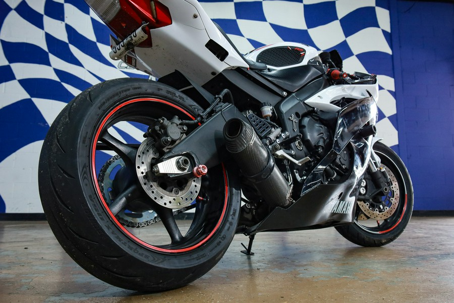 2012 YZF-R6 - Yamaha