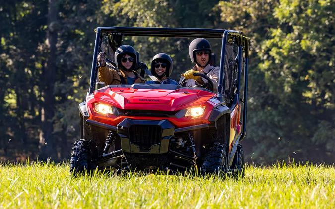 2023 Honda Pioneer 1000-5 Deluxe