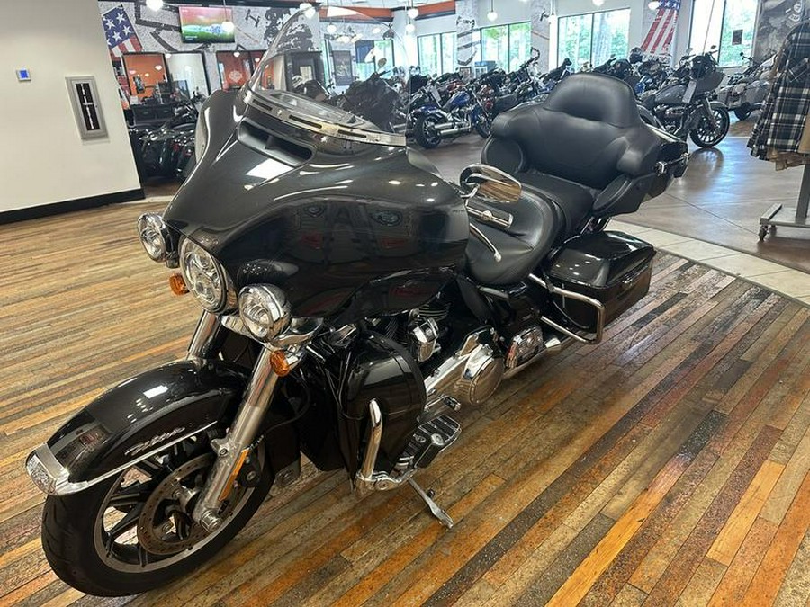 2018 Harley-Davidson® FLHTCU - Electra Glide® Ultra Classic®