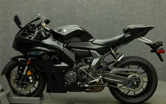 2022 YAMAHA YZFR7 700 W/ABS