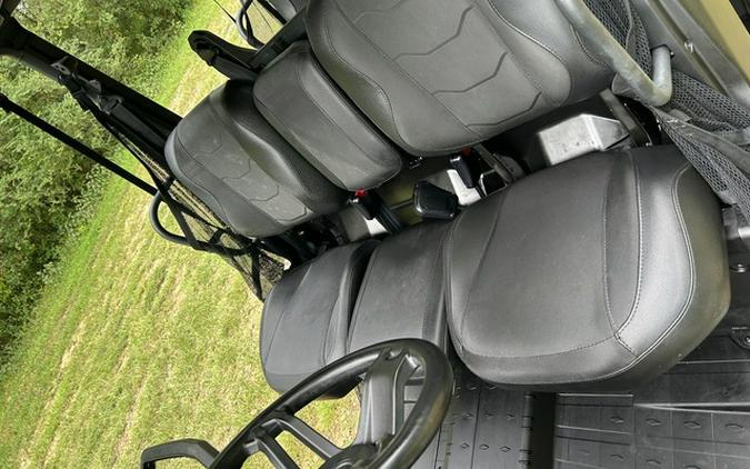 2023 Can-Am Defender MAX XT HD9