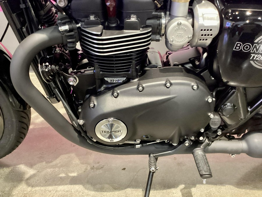2026 Triumph Bonneville T120 Black