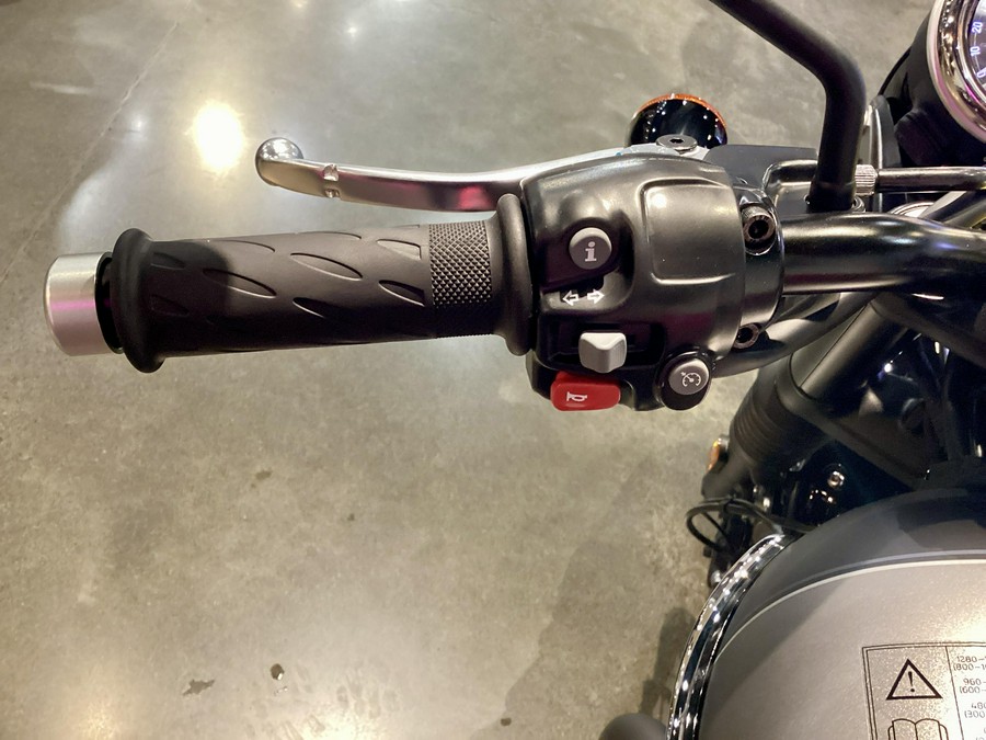 2026 Triumph Bonneville T120 Black