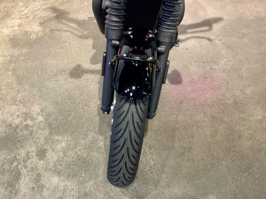 2026 Triumph Bonneville T120 Black