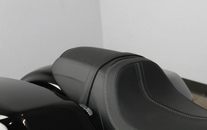 2026 Harley-Davidson® Road Glide® VIVID BLACK