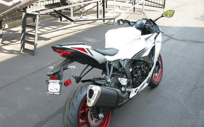 2025 Kawasaki Ninja® ZX™-6R