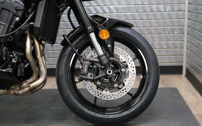 2026 KAWASAKI Z900 ABS